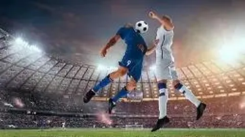 巅峰对决！年度足球盛宴，最佳前锋争霸战，凯恩、莱万、萨拉赫领衔八强争霸！