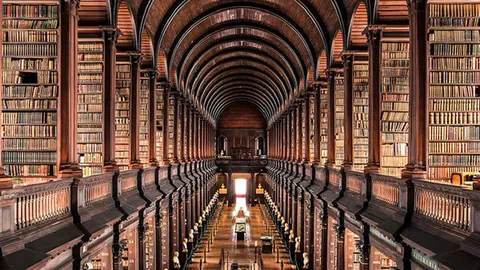 詹俊独家解析：今夜维尔茨搭档埃基蒂克出战，萨拉赫轮休策略或是最佳选择！