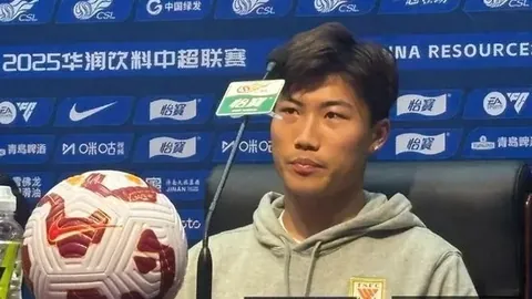 2026转会大：18岁新星乌尊加盟法兰克福，转会费高达千万欧